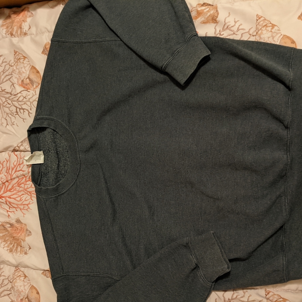 Gildan Crewneck Sweater